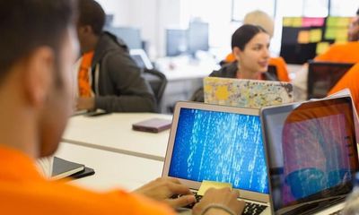 大数据与全栈开发 女生如何选择适合自己的计算机技术方向